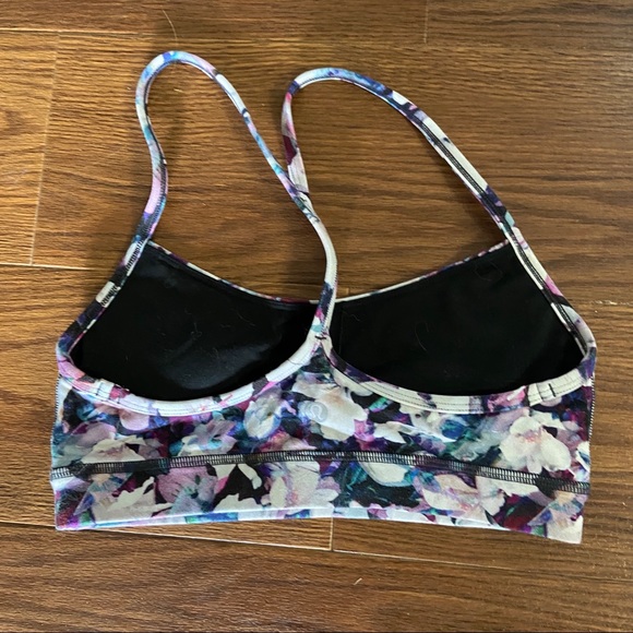 LULULEMON sports bra size 6 - Picture 2 of 2